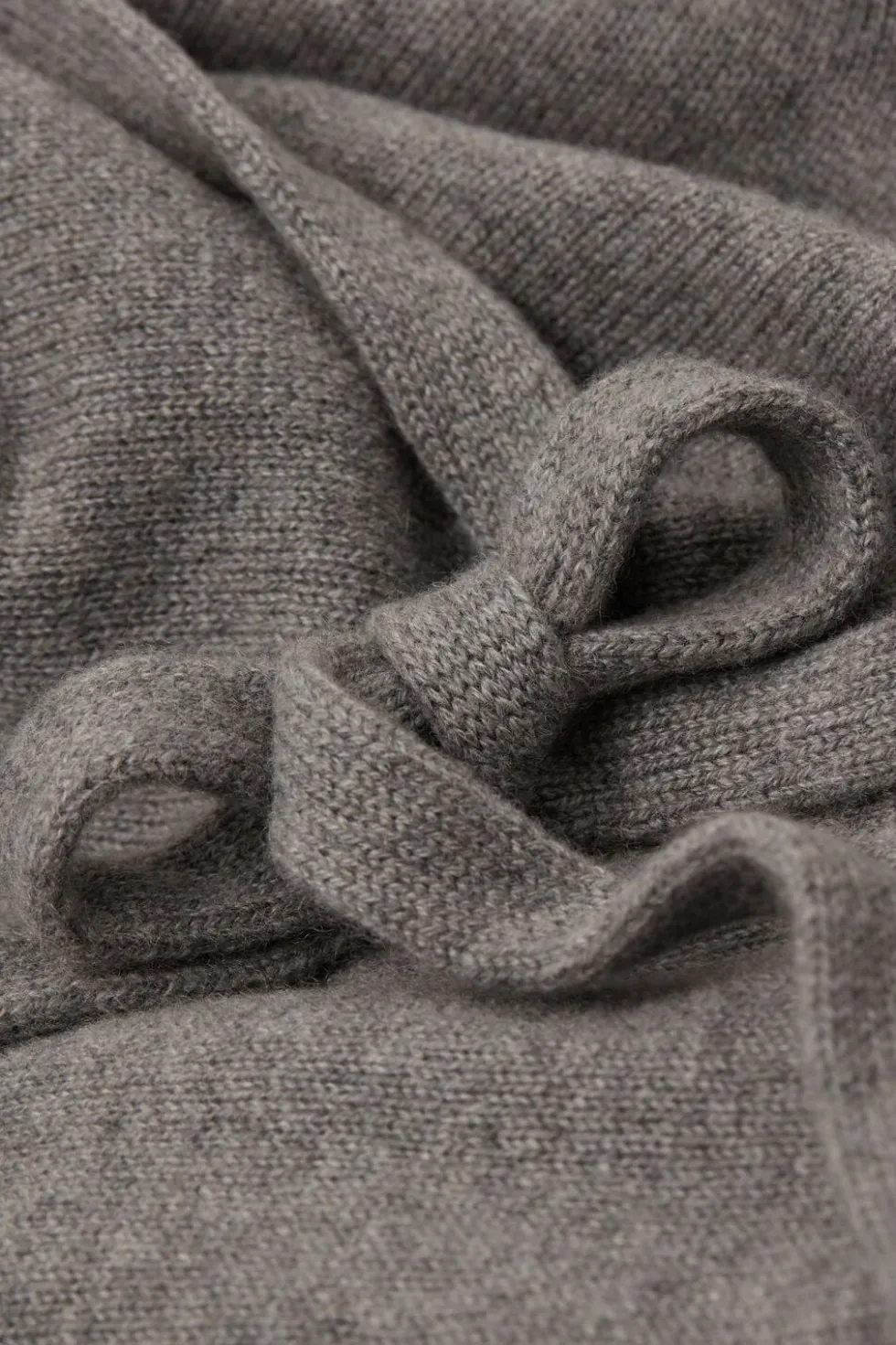 Belted Cardigan in 100% Cashmere