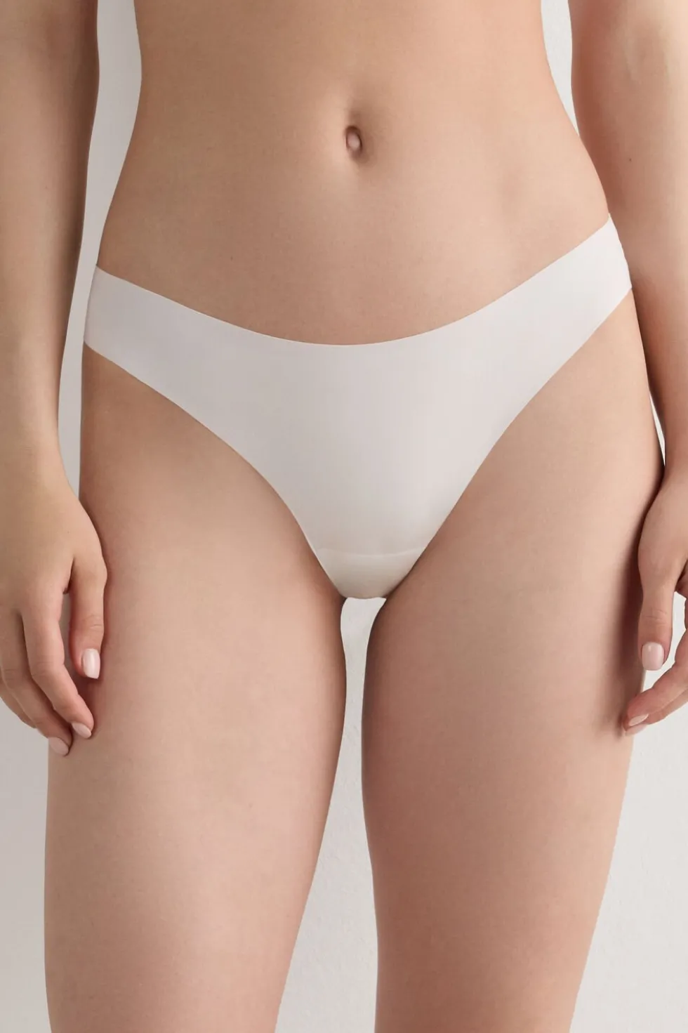 Brazilian Panties in Seamless Ultra Light Microfiber