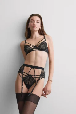 Flirt Fearlessly Garter Belt