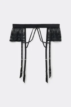 Flirt Fearlessly Garter Belt