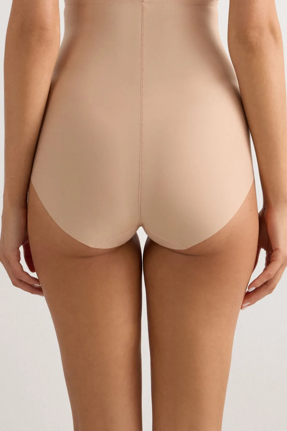 High Waist Shaping Hipster in Seamless Microfiber