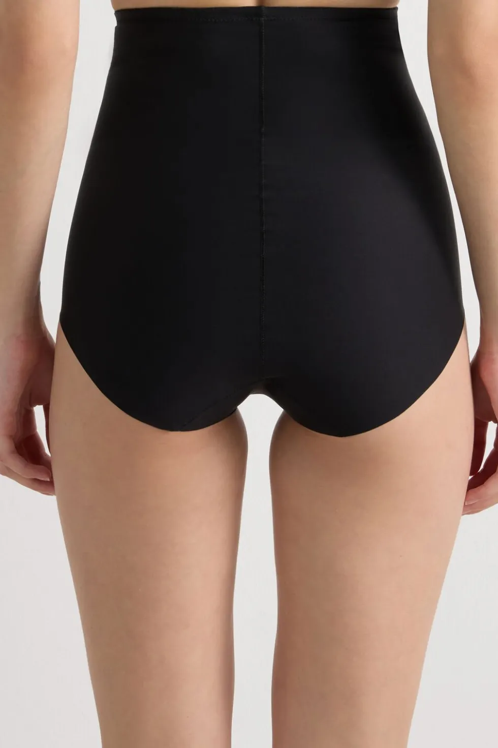 High Waist Shaping Hipster in Seamless Microfiber