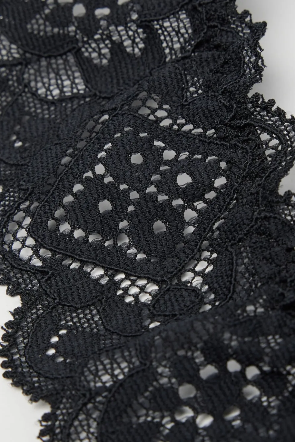 Lace and Cotton ‘80s Style Brazilian