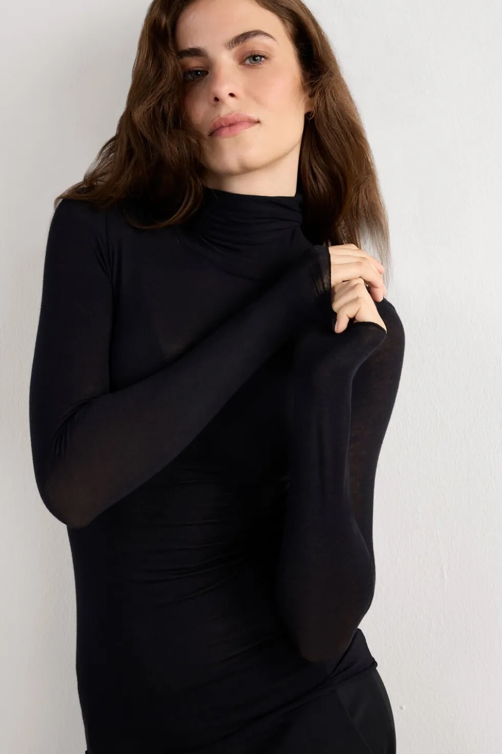 Modal Cashmere Ultralight High-Neck Top