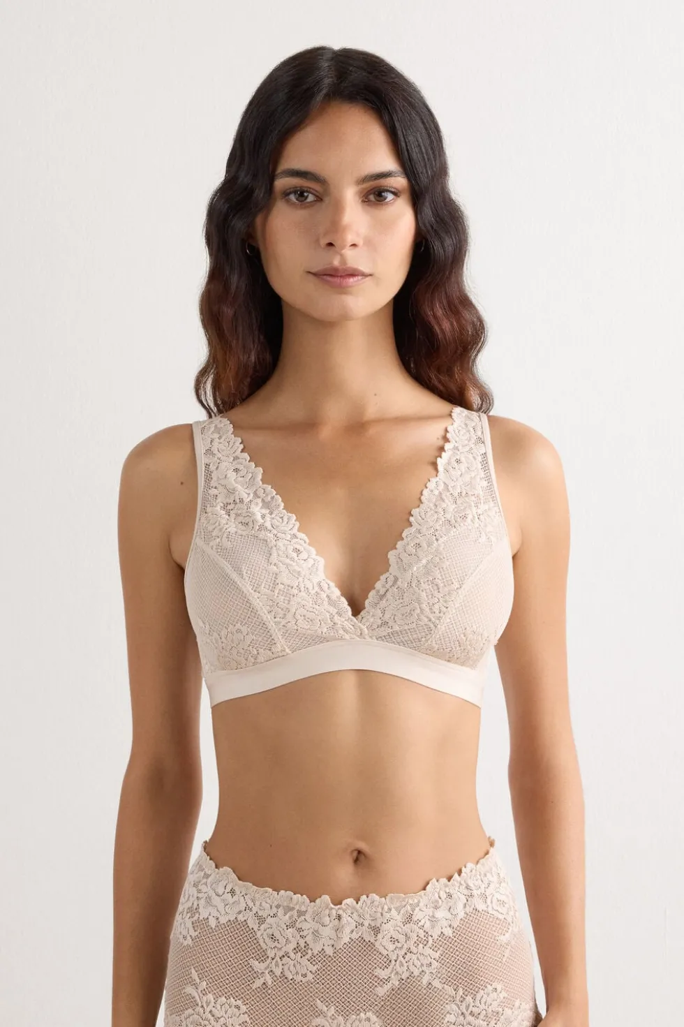 Pretty Flowers Lara Triangle Bra