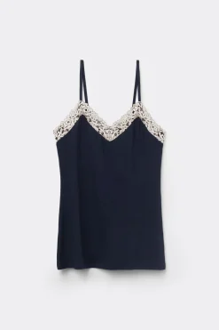 Pretty Flowers Modal Top
