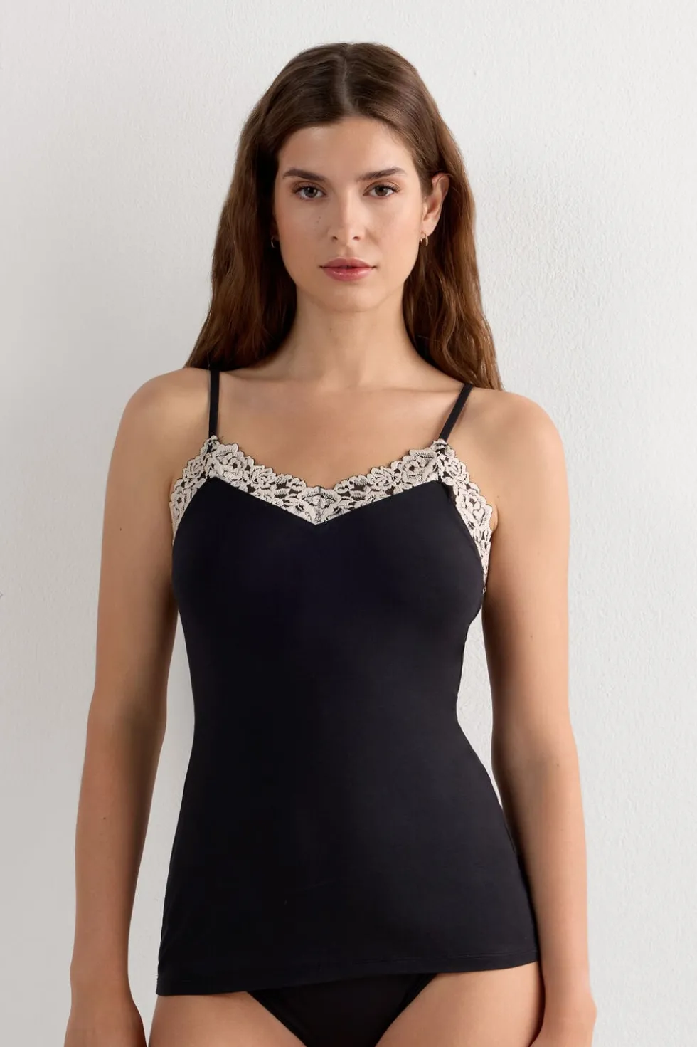 Pretty Flowers Modal Top