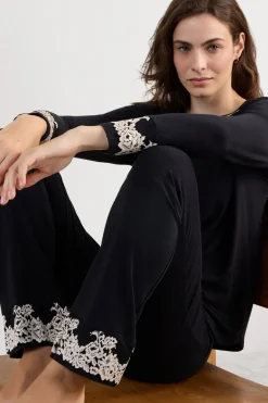 Pretty Flowers Modal Top