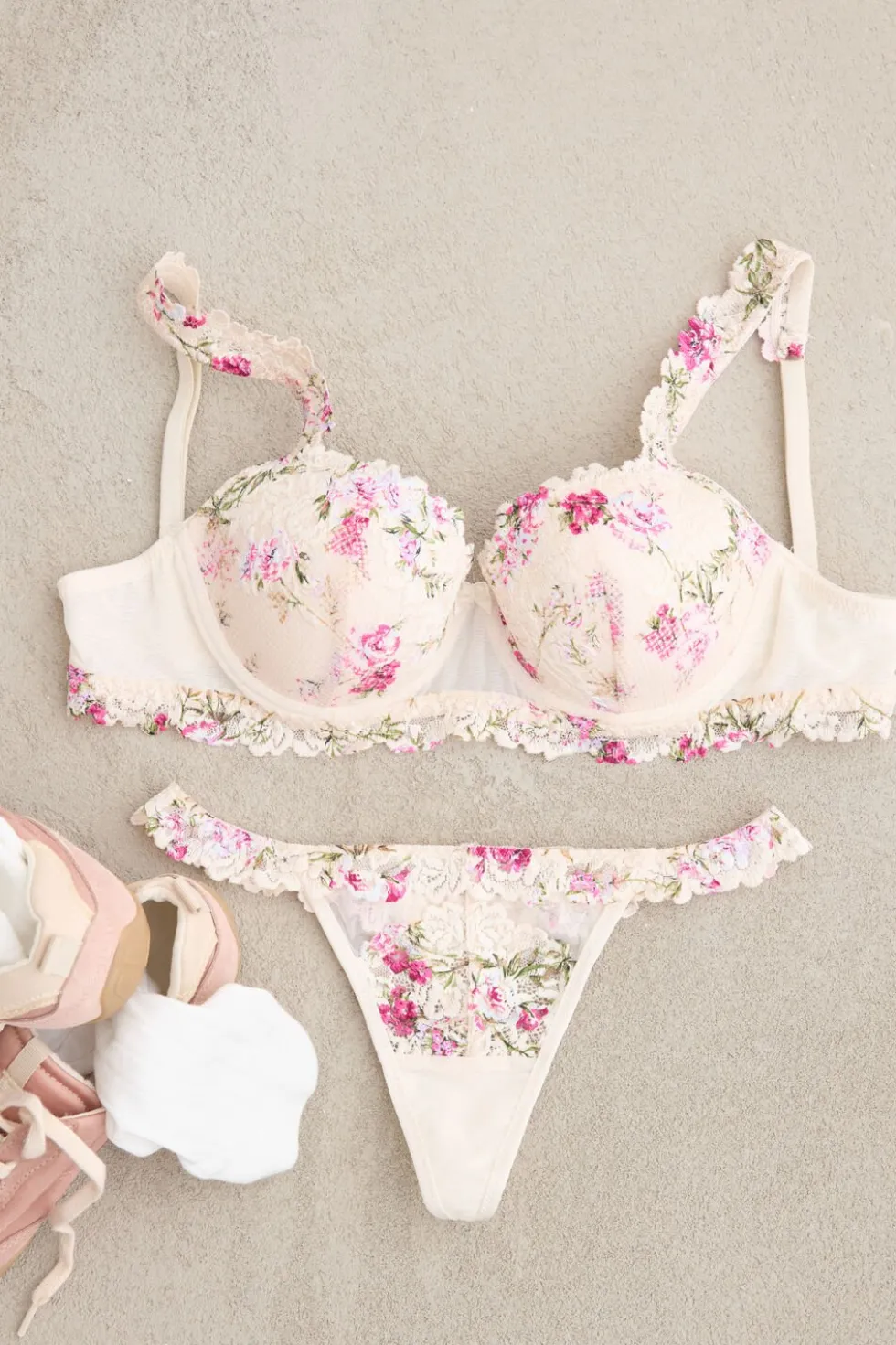 Pretty Flowers Print Sofia Balconette Bra