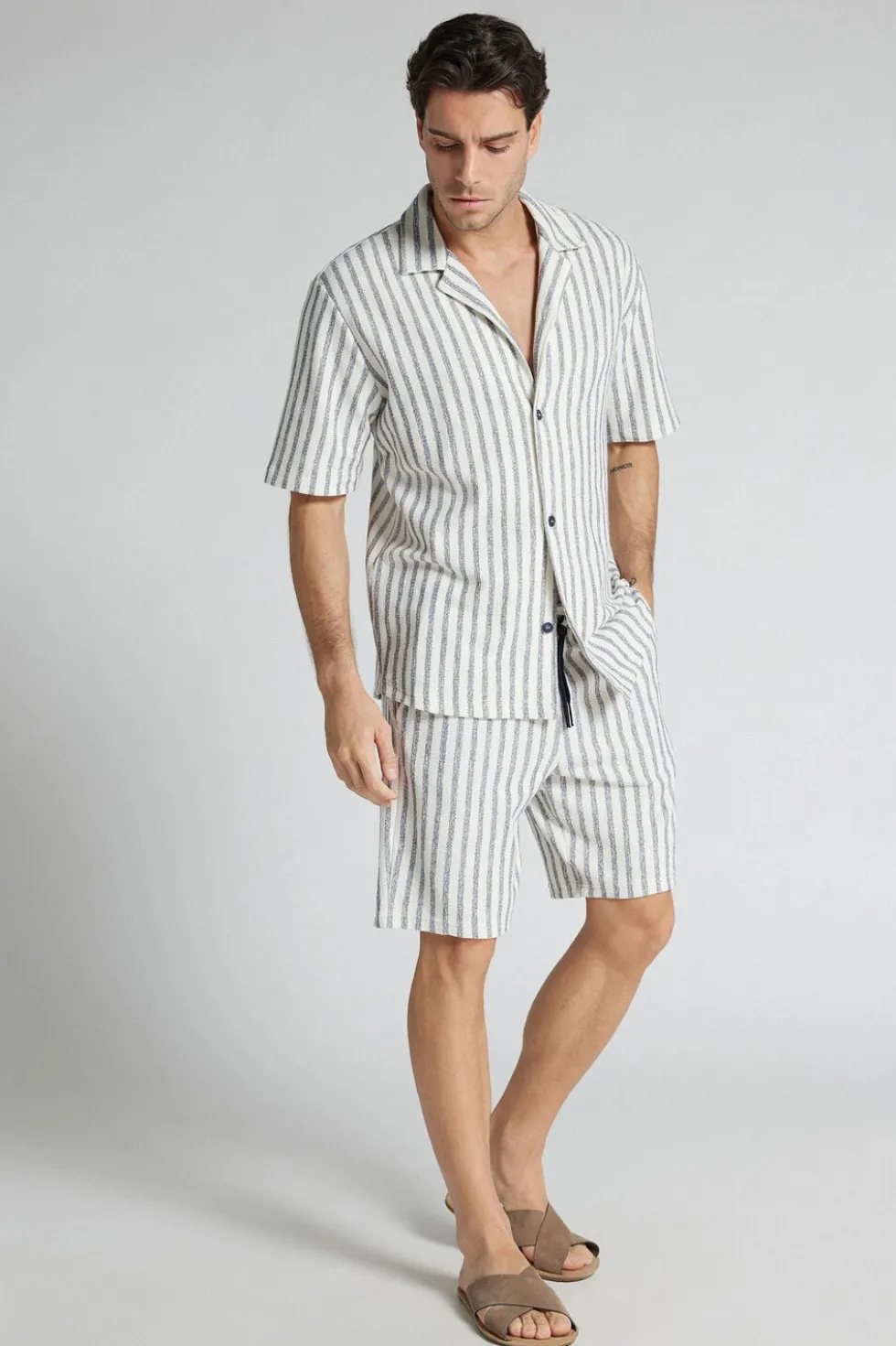 Short Sleeved Bowling Shirt with Stripes
