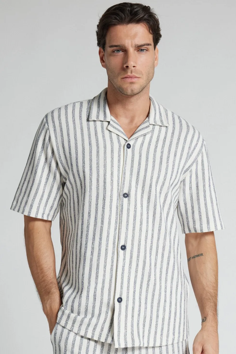 Short Sleeved Bowling Shirt with Stripes