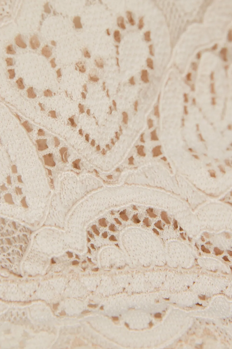 80s-style Lace Brazilian