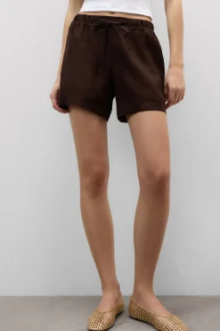The Pure Linen Shorts in Linen Fabric